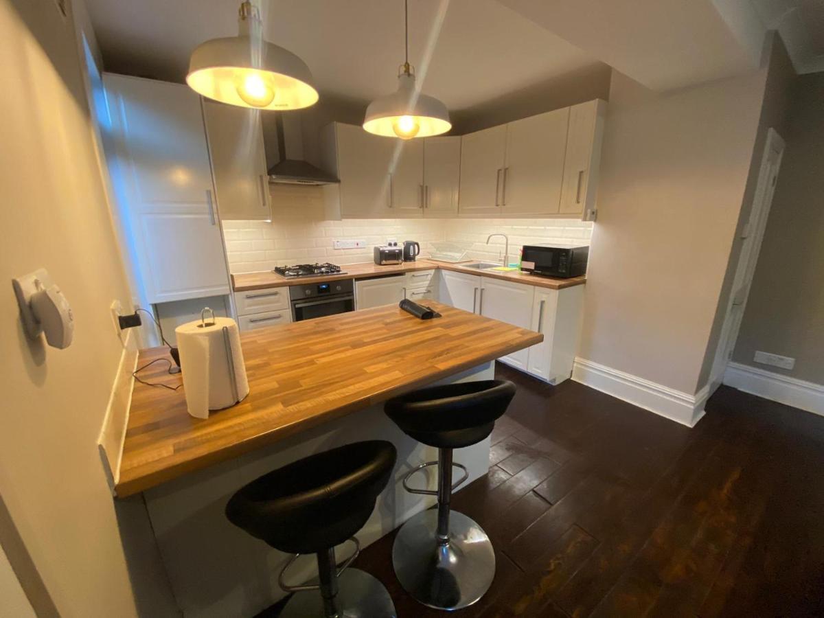 Spacious 2-Bed Apartment London Exterior photo