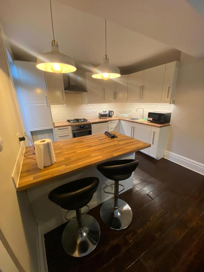 Spacious 2-Bed Apartment London Exterior photo